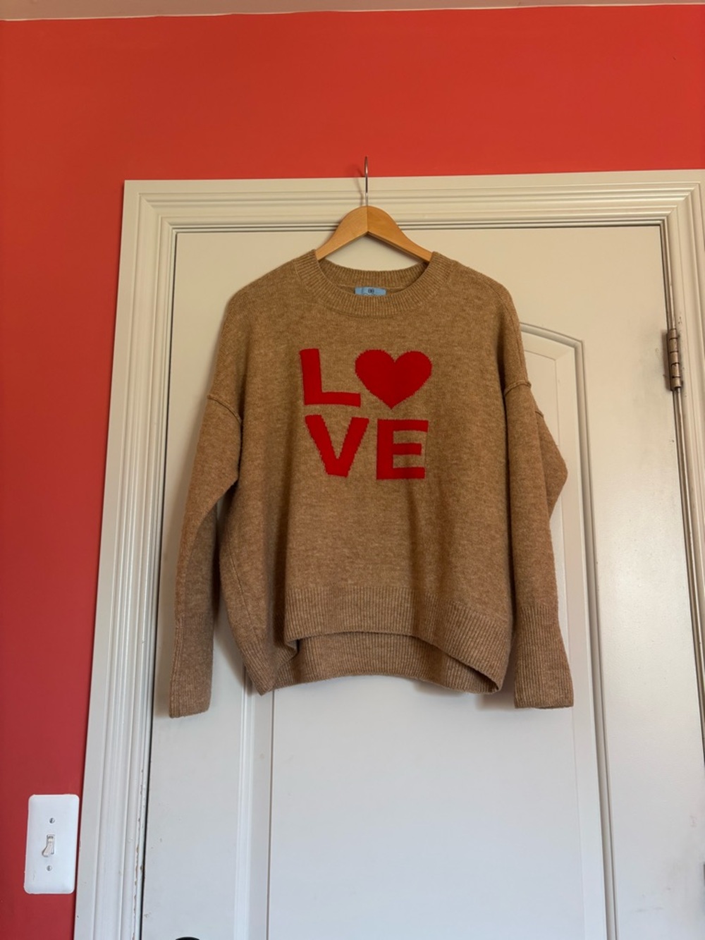CeCe Camel Crewneck Knit Sweater. LOVE detail. Size Small.